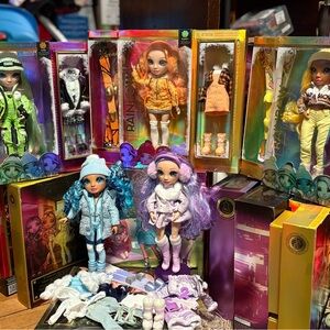 Rainbow High Winter Break